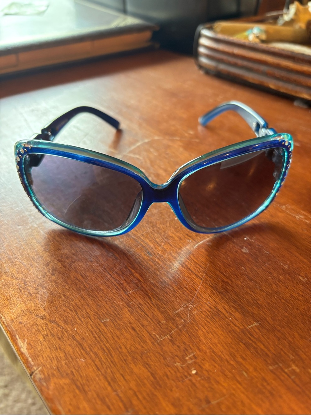 South Pole Oversized Sunglasses w Rhinestone Trim & Chainlink Temples